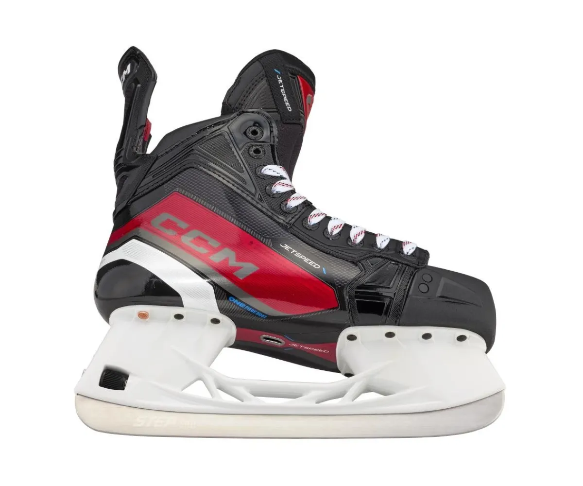 Skates Intermediate^CCM Skates Jetspeed Ft6 Int